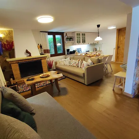αλώνι Apartman Nimfasía